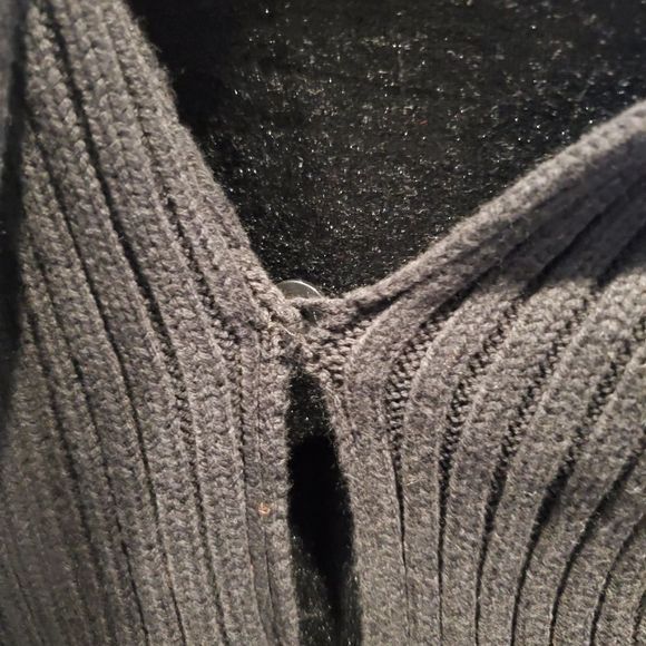 Chaps Sleeveless Sweater Vest | Black - Picture 9 of 13